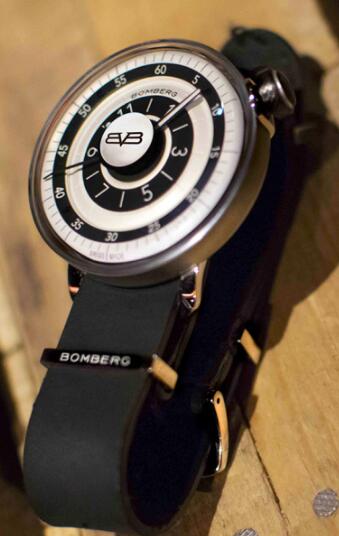 Bomberg BB-01 GENT IVORY & BLACK CT43H3SS.03-1.9 Replica Watch